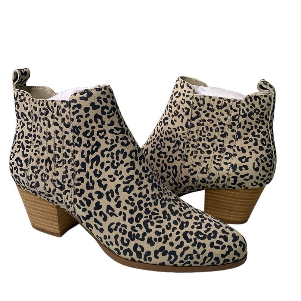 Violet & Red Cortiny Leopard Print Leather Western Bootie Stacked Heel Side Zip